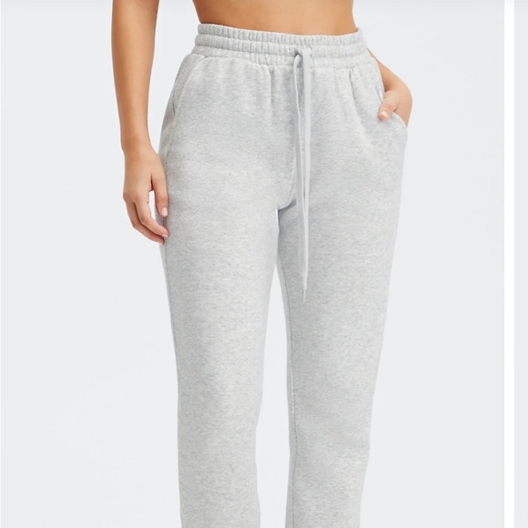 Fabletics Gray Sweatpants - Picture 2 of 5